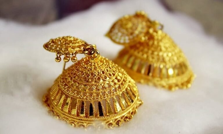 Gold की चमक ने मचाई धूम