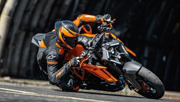 KTM का संकट और Bajaj Auto का Funding Plan
