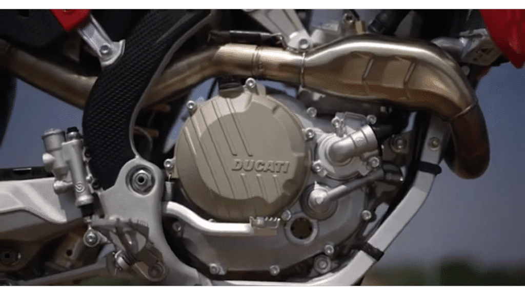2026 की सबसे चर्चित बाइक! Ducati की नई एंट्री ने बदल दिया गेम का रुख