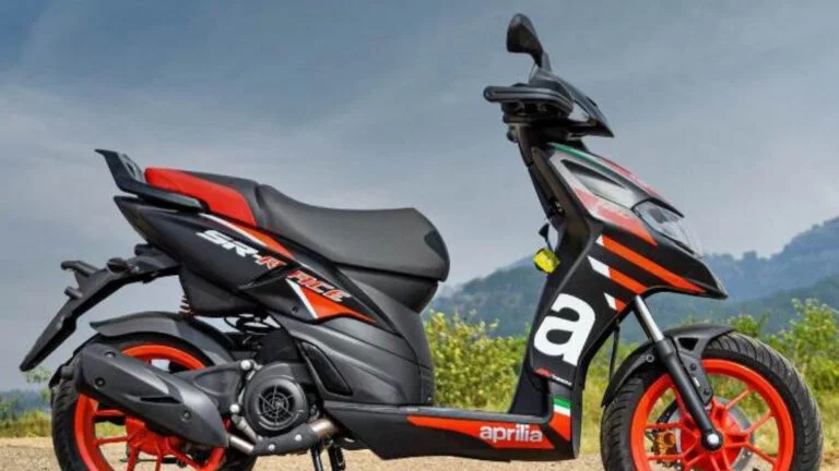 Aprilia SR 160: ₹1.34 लाख में